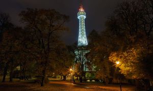 Hltáte olympiádu? Co má společného Petřínská rozhledna s Eiffelovou věží?