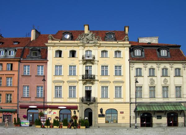 Fasádní barvy na fasádách starší městské zástavby