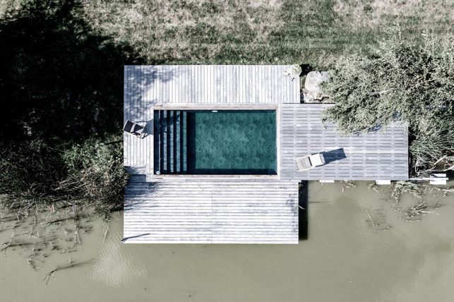 Terasové zastřešení bazénu Slide Wood