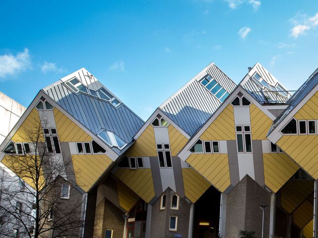 Holandsko, kubuswoningen (Autor: Wolfgang Weber / CC Attribution-Share Alike 4.0 International)